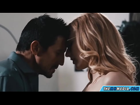 ❤️ Sexe romàntic amb una rossa cachonda Vídeo de merda  al ca.hentaisaturn.ru ☑