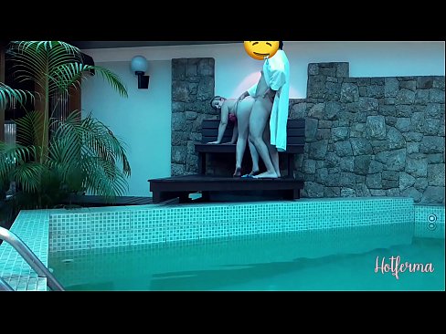 ❤️ El cap convida la criada a la piscina, però no va poder resistir-se a una calor Vídeo de merda  al ca.hentaisaturn.ru ☑